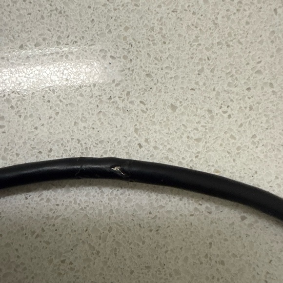 Black USB-C to Lightning Cable - Picture 5 of 9